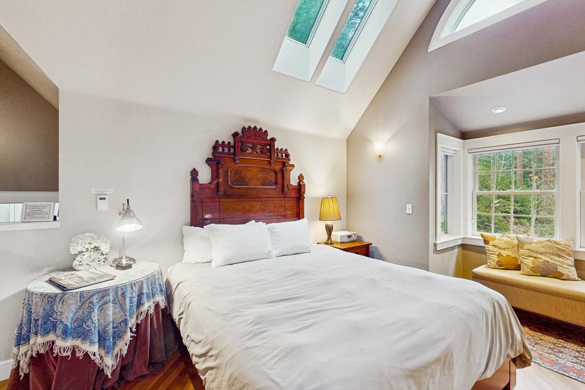 Serene Redwood Retreat アーケータ エクステリア 写真